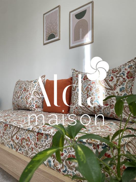 ( تفريشة كانابي واحد مع 2 مخايد ( فارغين ( ARA ROUGE )