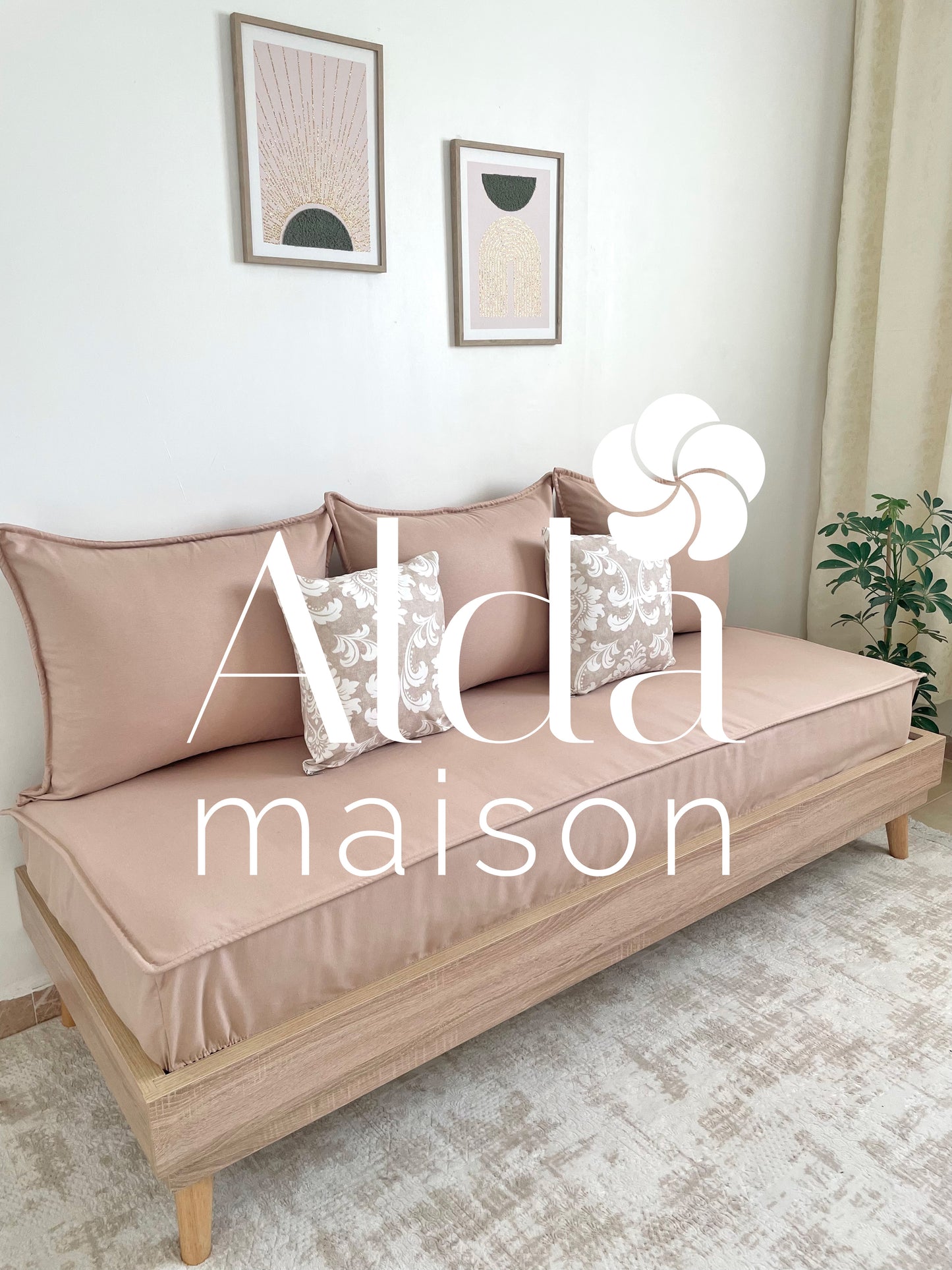 مجانا cousins 2 + كوفر كانابي واحد مع 3 مخايد فارغين