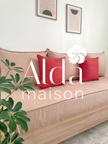 مجانا cousins 2 + كوفر كانابي واحد مع 3 مخايد فارغين