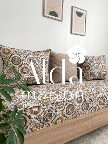 ( تفريشة كانابي واحد مع 2 مخايد ( فارغين ( César )