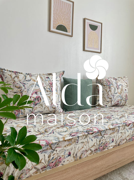 ( تفريشة كانابي واحد مع 2 مخايد ( فارغين ( Savannah pink )