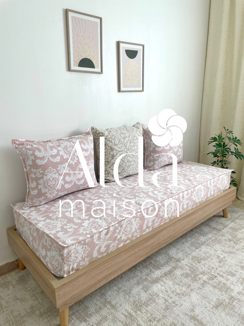 ( تفريشة كانابي واحد مع 2 مخايد ( فارغين ( Gini )