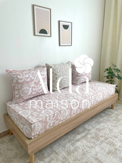 ( تفريشة كانابي واحد مع 2 مخايد ( فارغين ( Gini )