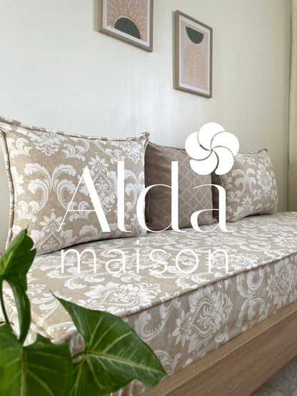 ( تفريشة كانابي واحد مع 2 مخايد ( فارغين ( Mokka )