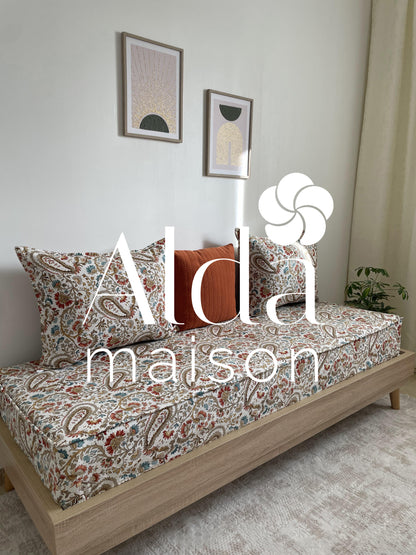 ( تفريشة كانابي واحد مع 2 مخايد ( فارغين ( ARA ROUGE )