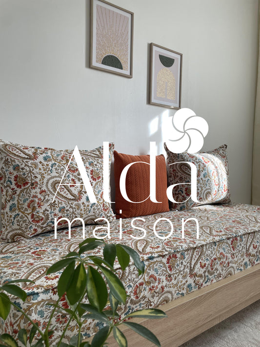 ( تفريشة كانابي واحد مع 2 مخايد ( فارغين ( ARA ROUGE )